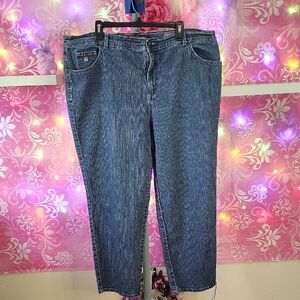 Gloria Vanderbilt Women's Classic Straight Leg Denim Jeans